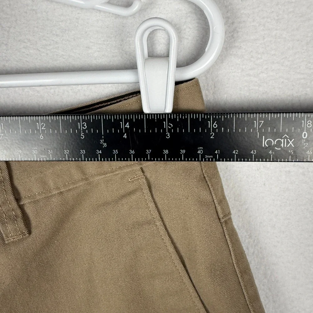 Volcom Men's Flat Front Shorts in Tan and Brown